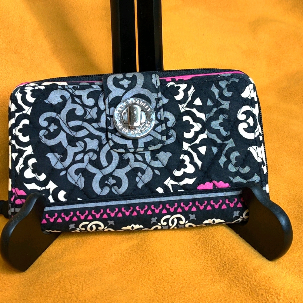 Vera Bradley Wallet NWOT 🌺SALE🌺